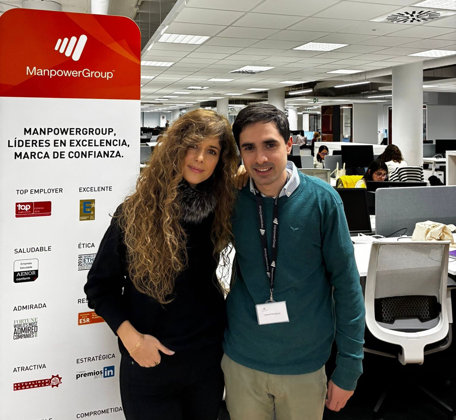 Alberto Rodríguez y su tutora, Yusenka Sordo, representante de Fundación A LA PAR